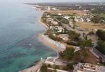 Concessioni balneari fino al 2023, le associazioni di Monopoli: “Spiagge all’asta”