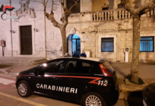 Svaligia i supermercati: in auto 450 euro di spesa, arrestato 39enne a Noci