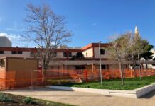 Demolizione G. Modugno, l’opposizione: “Scelta arrogante. Si fermino le ruspe”