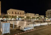 Monopoli, lavori in corso per la mega pista di pattinaggio sul ghiaccio