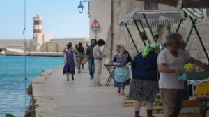 storia famiglia perbene seconda 3 1