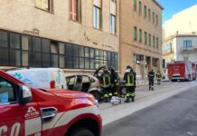 Monopoli, fuga di gas da un’auto davanti a scuola