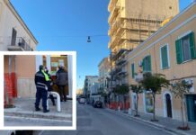 Monopoli, all’operatore del call center che la chiama dice di star male. Lui allerta i Carabinieri: 89enne salvata