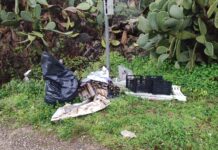 Monopoli, non pagano le bollette e le buttano tra i rifiuti. Individuati e sanzionati dalla Polizia Locale