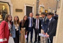 Monopoli, 6 studenti del Polo Liceale “onorevoli”. In Parlamento per Democracy
