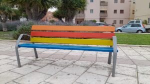panchina arcobaleno 1