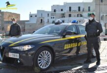 Niente scontrini o ricevute in bar, ristoranti e parrucchieri: i cittadini segnalano, i Finanzieri arrivano