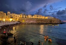 Monopoli, bagno all’alba del 1°settembre. Stefano Di Battista Quartet suona Morricone