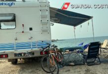 Monopoli, camperisti sanzionati: i mezzi sulla scogliera a picco sul mare