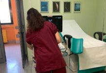 Interruzione di gravidanza, contraccezione d’urgenza e salute sessuale: c’è il numero EvƏ