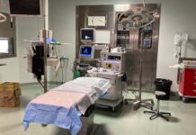Avvertiva dolore e gonfiore addominale: aveva una massa tumorale di 8 kg. Salvata 61enne