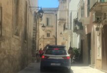 Rapina e anziani aggrediti in casa: arrestati 2 uomini e 1 donna di Monopoli