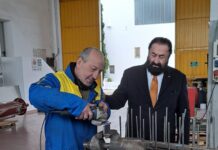 Monopoli, assunto a 61 anni come manutentore: la storia di Vito riparte dalla Plastic Puglia