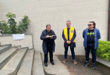 Lions Club Monopoli, “Tre alberi per salvare il pianeta”: carrubi nel giardino della chiesa Sant’Anna