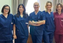 Aveva una scheggia metallica conficcata e non se n’era accorto: gli oculisti gli salvano l’occhio