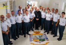 Il Vescovo Favale in visita alla Compagnia della Guardia di Finanza di Monopoli