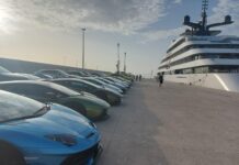 Lusso senza fine: a Monopoli 2 navi da crociera. Cento Lamborghini attendono i vacanzieri