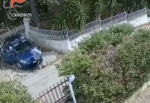 Monopoli, ladri si introducono in villa e poi si danno alla fuga: ecco il video