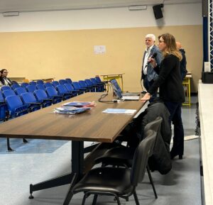 AVIS A SCUOLA FOTO 1 e1702025378200