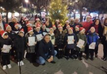 Monopoli, Natale con l’Avis: in piazza il coro de “Le piastrine colorate”