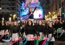 Revival party da capogiro: in 20mila alla prima del Carnevale di Putignano