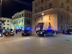 polizia locale piazza borgo monopoli