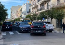 Monopoli, scontro all’incrocio: una Porsche, un’Audi e una Peugeot nell’incidente