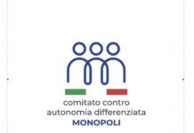 Monopoli, raccolta firme a sostegno del referendum per il sì alla abrogazione della legge sulla Autonomia Differenziata