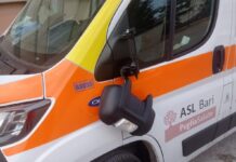 Aggressione durante il soccorso: personale sanitario si rifugia in ambulanza e in una casa. Ambulanza danneggiata