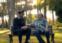 “C’è da pagare un pacco per sua figlia”, ma dentro è vuoto. Lino Banfi testimonial dell’Arma contro le truffe agli anziani