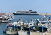 Monopoli, 2 navi da crociera in 2 giorni: prima la Silver Whisper, poi la World Traveller