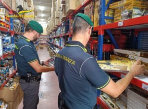 sequestro giocattoli