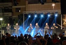 Monopoli, ecco i Neri per Caso: il concerto in piazza coinvolge il pubblico