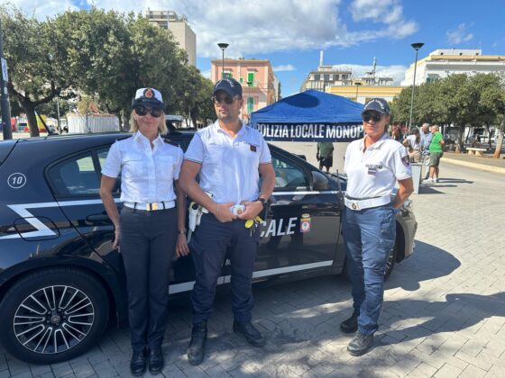 polizia localeeeeeeeeee