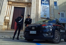 Durante la messa sottrae 920 euro dalla scrivania del parroco, 55enne denunciato