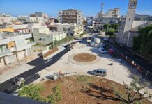Monopoli, lavori in Piazza Regina Pacis: asfaltata la strada, poi verde, marciapiedi e segnaletica