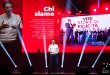 A Monopoli lo show motivazionale itinerante che promuove la felicità