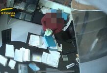 Corruzione Asl Bari e arresti per appalti truccati, il video delle telecamere in ufficio