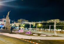 Monopoli, in via di allestimento la pista di pattinaggio sul ghiaccio