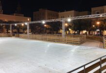Monopoli, inaugurazione della pista di ghiaccio: si pattina da domani