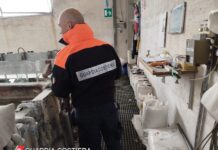 Monopoli, inquinamento ambientale, sequestrato stabilimento: il video delle operazioni