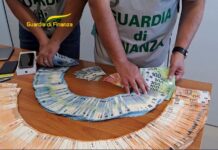 Monopoli, cittadino arrestato per traffico di sostanze stupefacenti. Il video delle operazioni