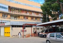 Dottoressa colpita con un pugno sul viso in Pronto Soccorso, arrestata sorella del paziente