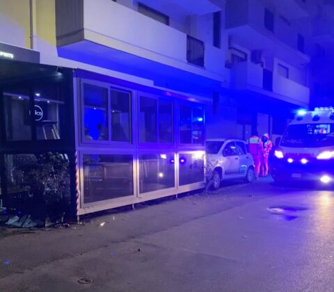 incidente auto via e libera