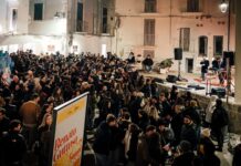 Monopoli, con la festa dei falò si accende la città. “Questa l’edizione più partecipata di sempre”