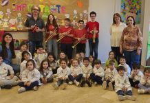 Monopoli, i bambini dell’infanzia della “Modugno – Galilei” giocano con la musica