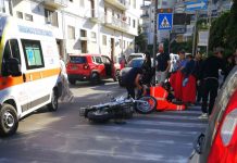 Monopoli, scontro tra auto e moto all’incrocio di via Lepanto: coppia in ospedale