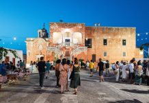 Vignaioli in masseria, a Monopoli la festa del vino artigianale