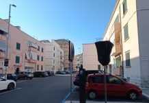 Ina Casa, da oggi strisce blu e bianche con disco orario. Abbonamenti a 20 euro per residenti e a 55 euro per commercianti