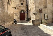 Si fanno consegnare oro per 2mila euro e contanti: arrestate 2 donne dai Carabinieri